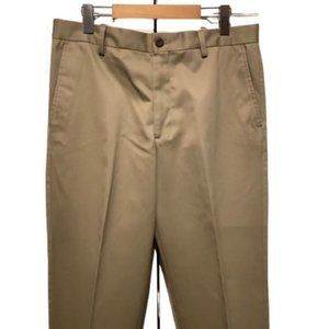 MENS STRAIGHT FIT DOCKERS IN TAN SIZE 34/30 NWOT